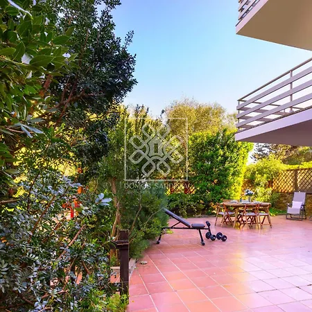 Kian House *